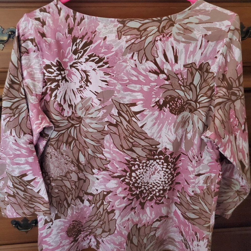APPLESEED'S "STAIN GLASS" FLORAL PRINT TOP - Picture 2 of 6